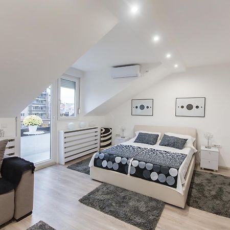 Stan Na Dan Angel Apartment Novi Sad Ngoại thất bức ảnh