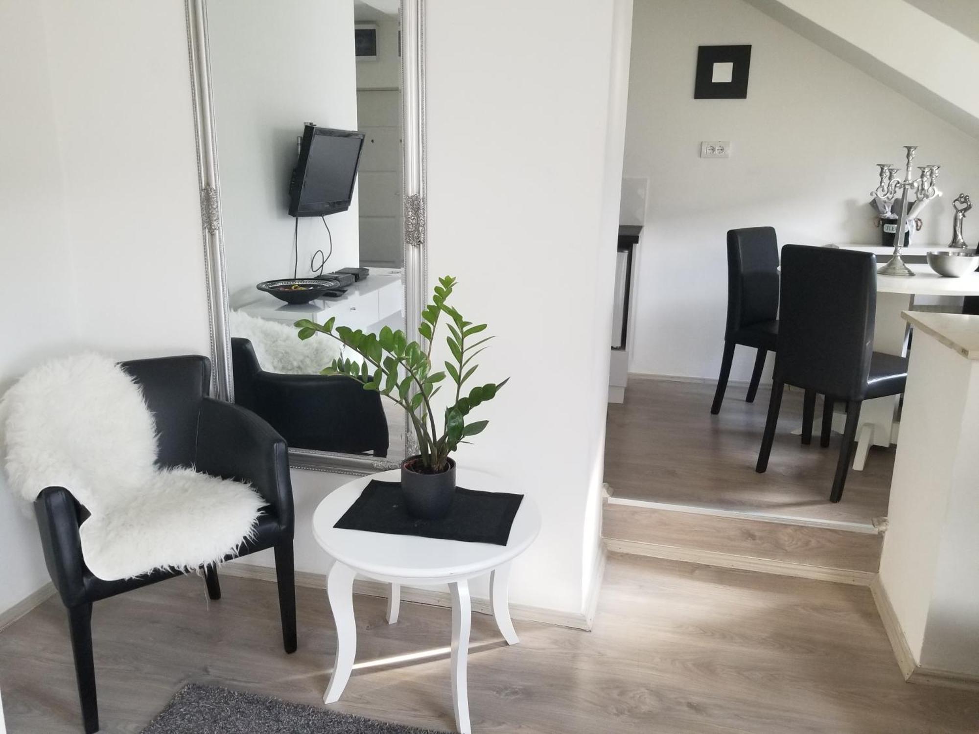 Stan Na Dan Angel Apartment Novi Sad Phòng bức ảnh
