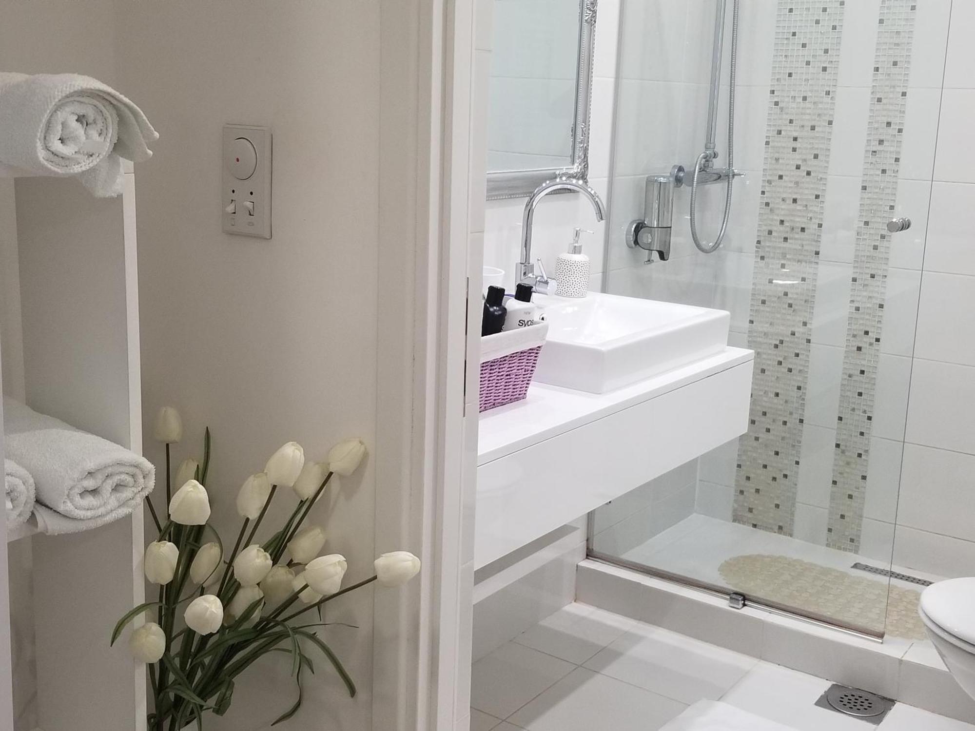 Stan Na Dan Angel Apartment Novi Sad Phòng bức ảnh