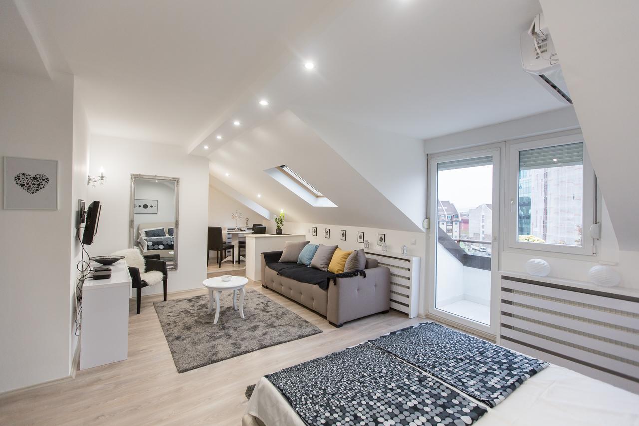 Stan Na Dan Angel Apartment Novi Sad Ngoại thất bức ảnh